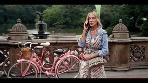 sarah jessica parker gucci bag|HBO’s ‘And Just Like That’ Features 3,000 Handbags .